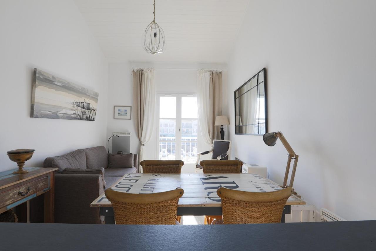 Joli Appartement Avec Magnifique Vue - Ilot 2 Saint-Martin-de-Re Luaran gambar